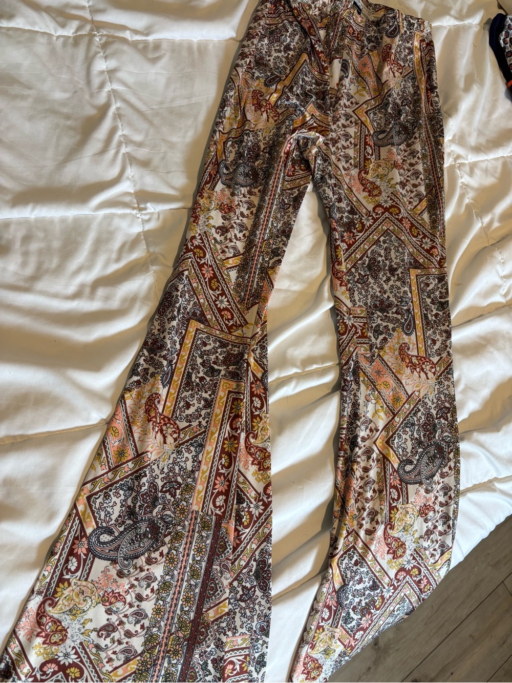 SHEIN Multicolor Paisley Print Flare Pants